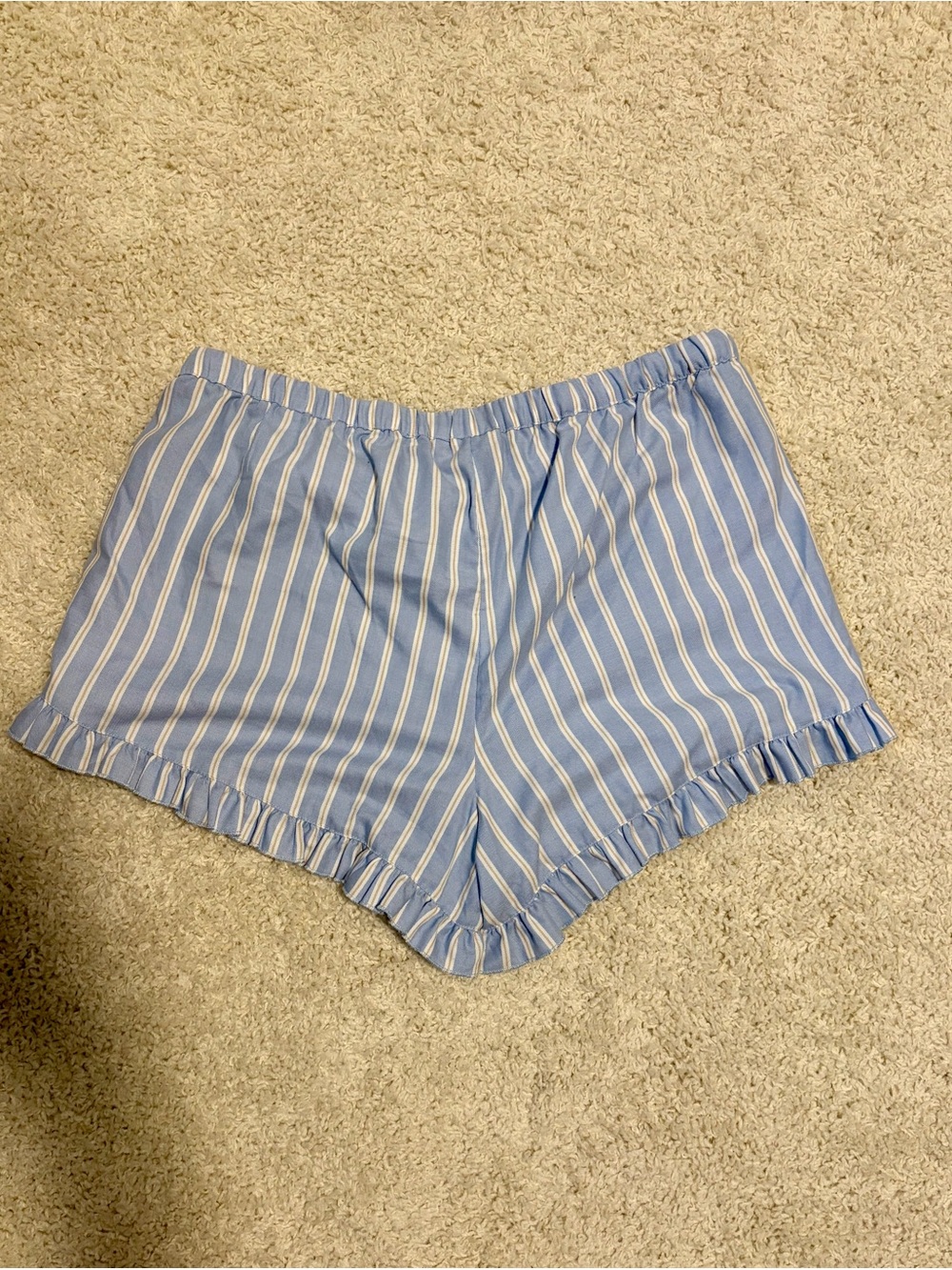 Torrid Lovesick Ruffle Shorts - Picture 4 of 4